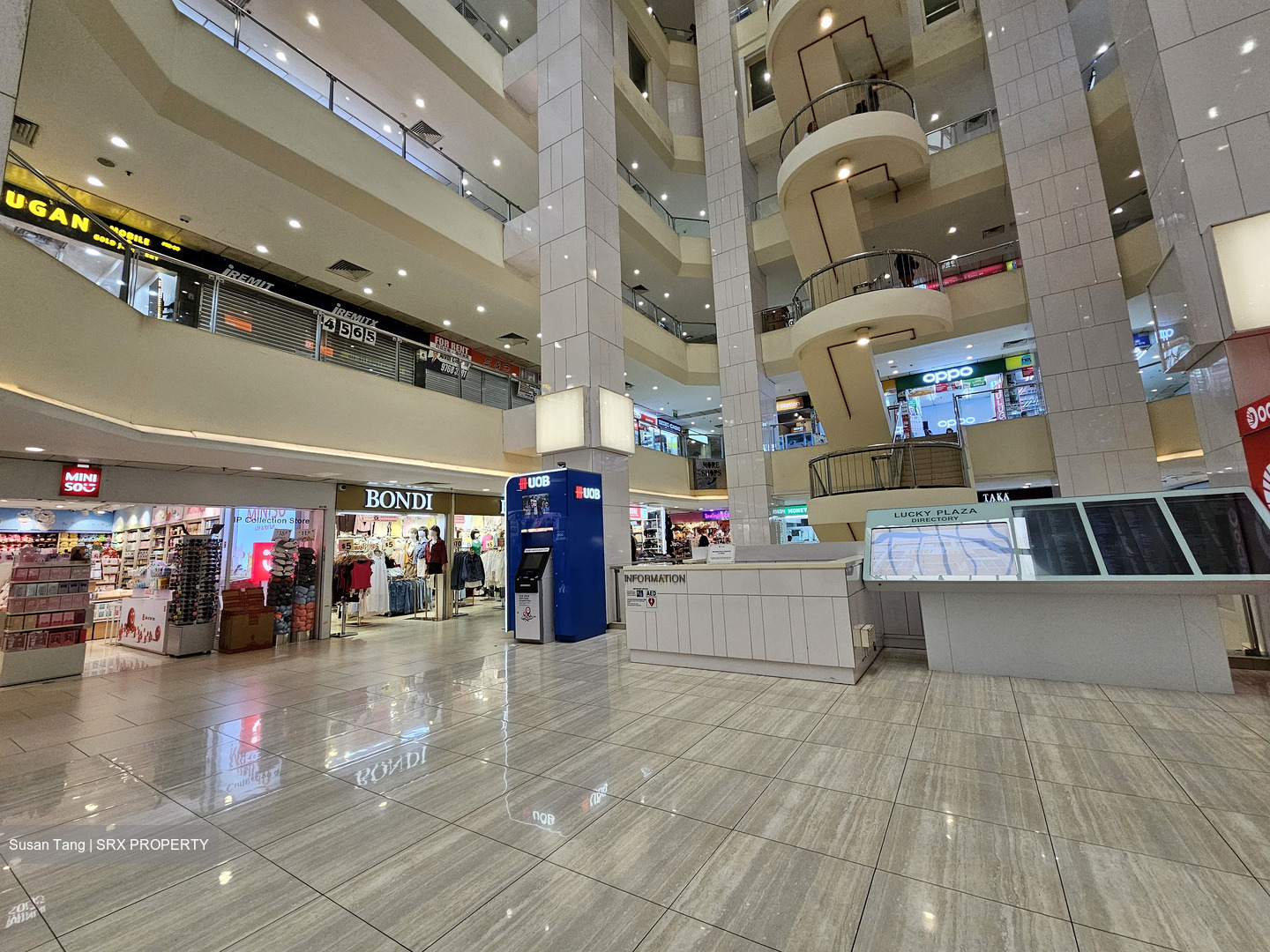 Lucky Plaza (D9), Retail #592975851